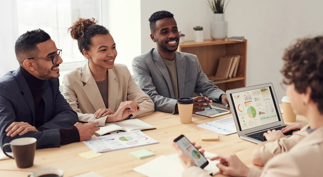 appiPHI - Business Solutions image